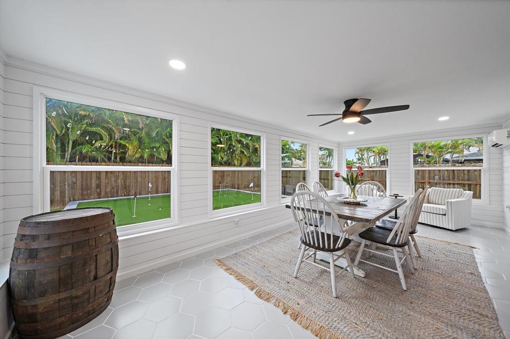 852 Acadia Road Venice, FL 34293 - Photo 18 of 48 Gallery Image 18