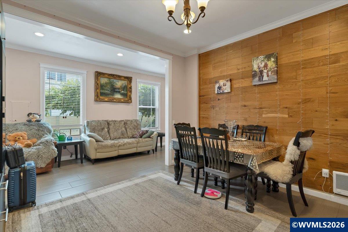 341 25th Street Southeast Salem, OR 97301 - Photo 17 of 50