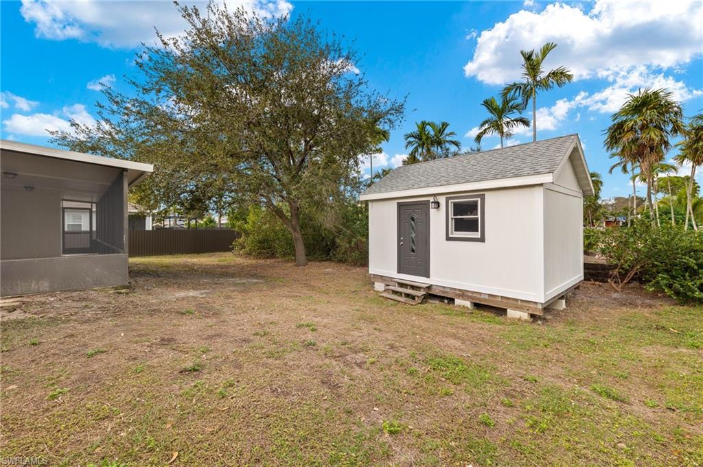 8197 Anhinga Road Fort Myers, FL 33967 - Photo 23 of 30 Gallery Image 23