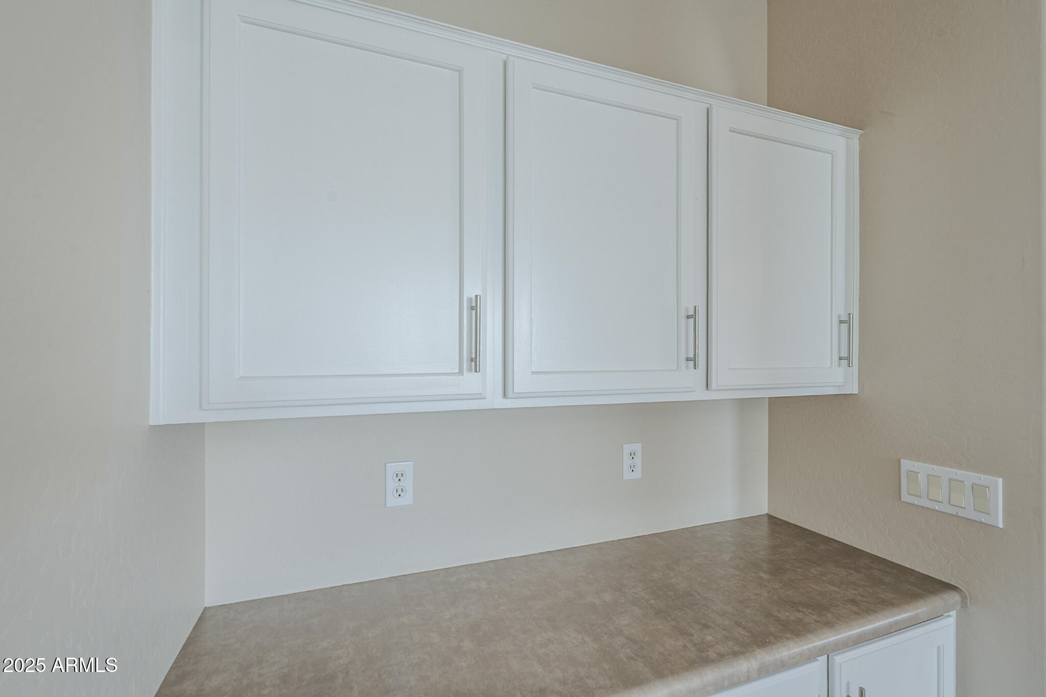 15902 West Hearn Road Surprise, AZ 85379 - Photo 10 of 73 Hearn-21