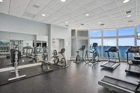 $515,000 | 725 Northeast 22nd Street, Unit 8B, Miami, FL 33137