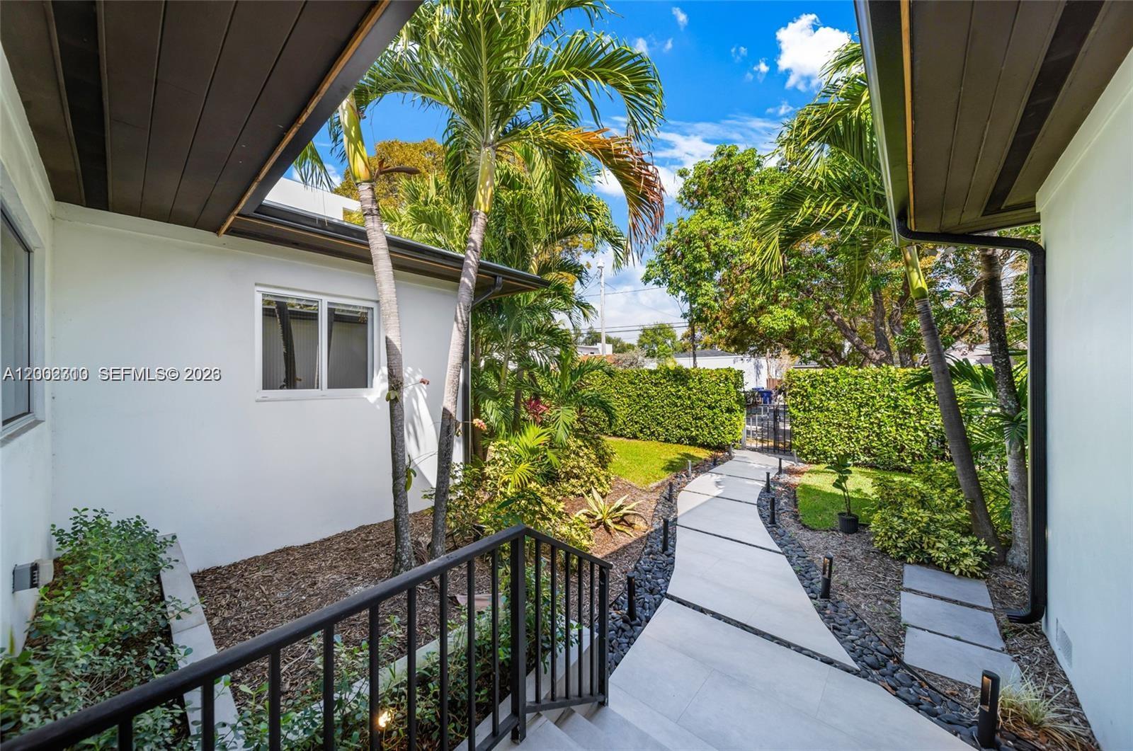 3531 Southwest 1st Avenue Miami, FL 33145 - Photo 5 of 44