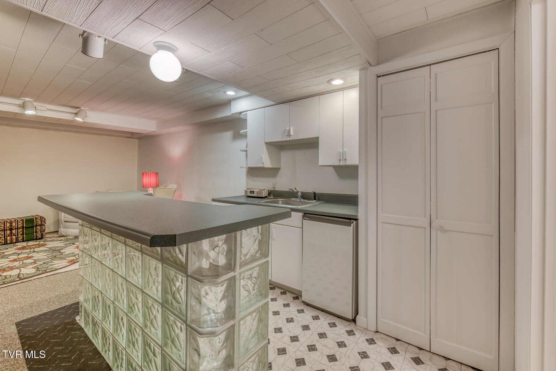 424 Jonesboro Road Piney Flats, TN 37686 - Photo 43 of 98 424 Jonesboro Rd-40