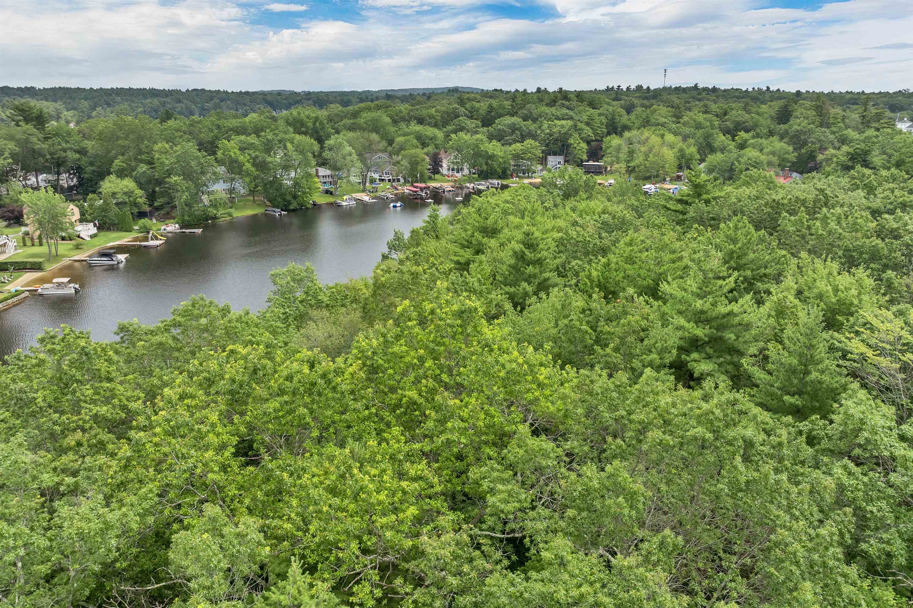 19 Whitney Grove Road Derry, NH 03038 - Photo 12 of 35