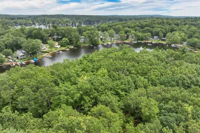 $794,900 | 19 Whitney Grove Road, Derry, NH 03038