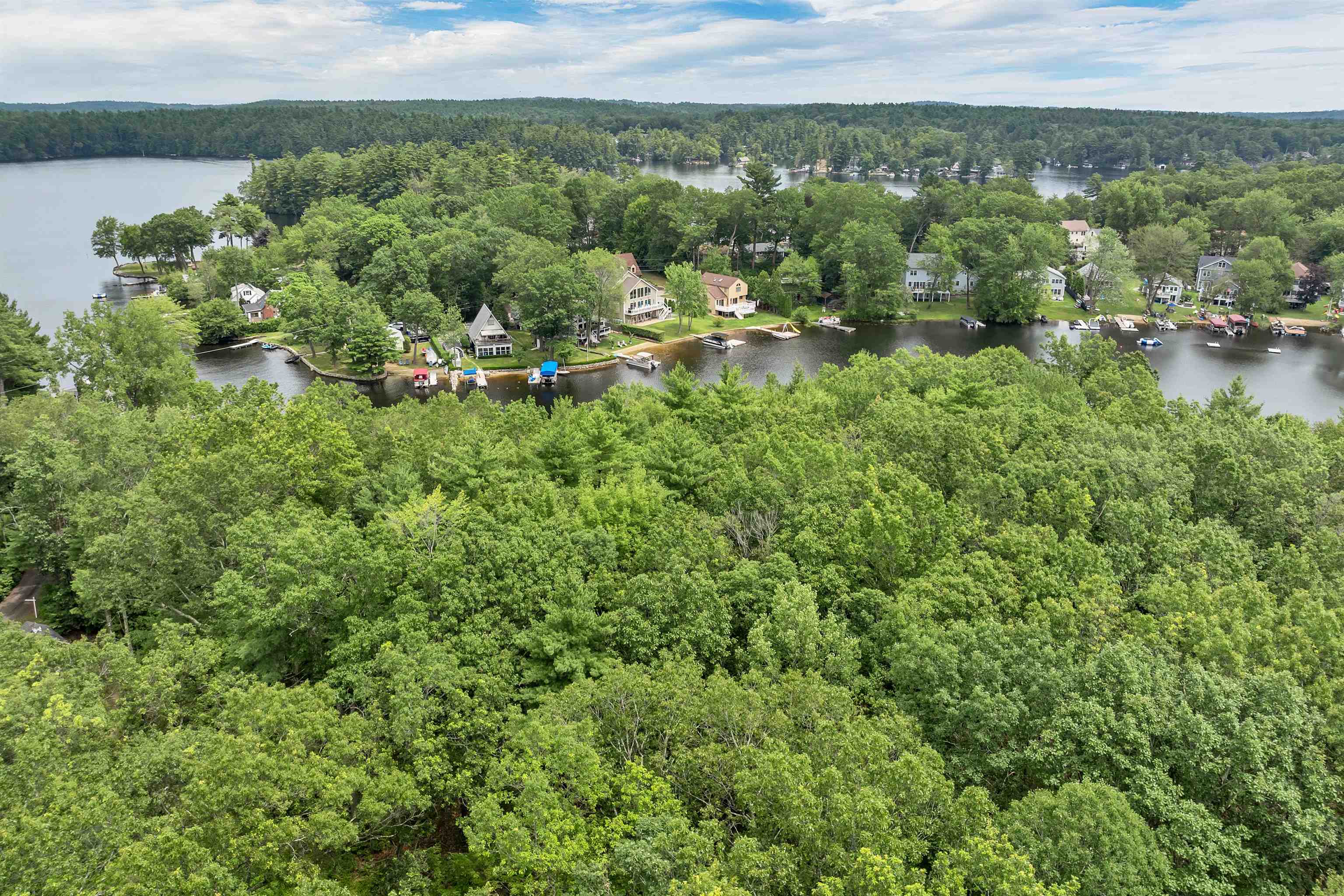 19 Whitney Grove Road Derry, NH 03038 - Photo 15 of 35