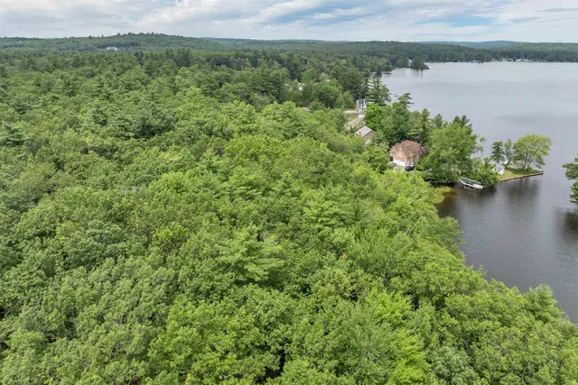 $794,900 | 19 Whitney Grove Road, Derry, NH 03038