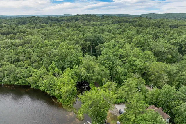 $794,900 | 19 Whitney Grove Road, Derry, NH 03038