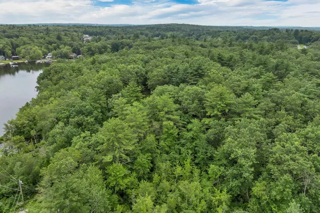 $794,900 | 19 Whitney Grove Road, Derry, NH 03038