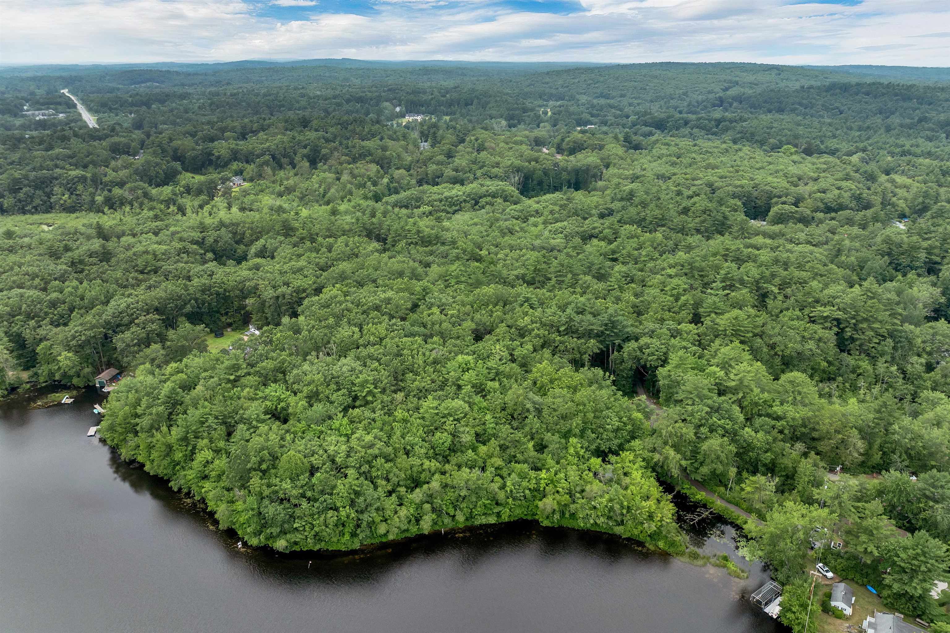 19 Whitney Grove Road Derry, NH 03038 - Photo 5 of 35