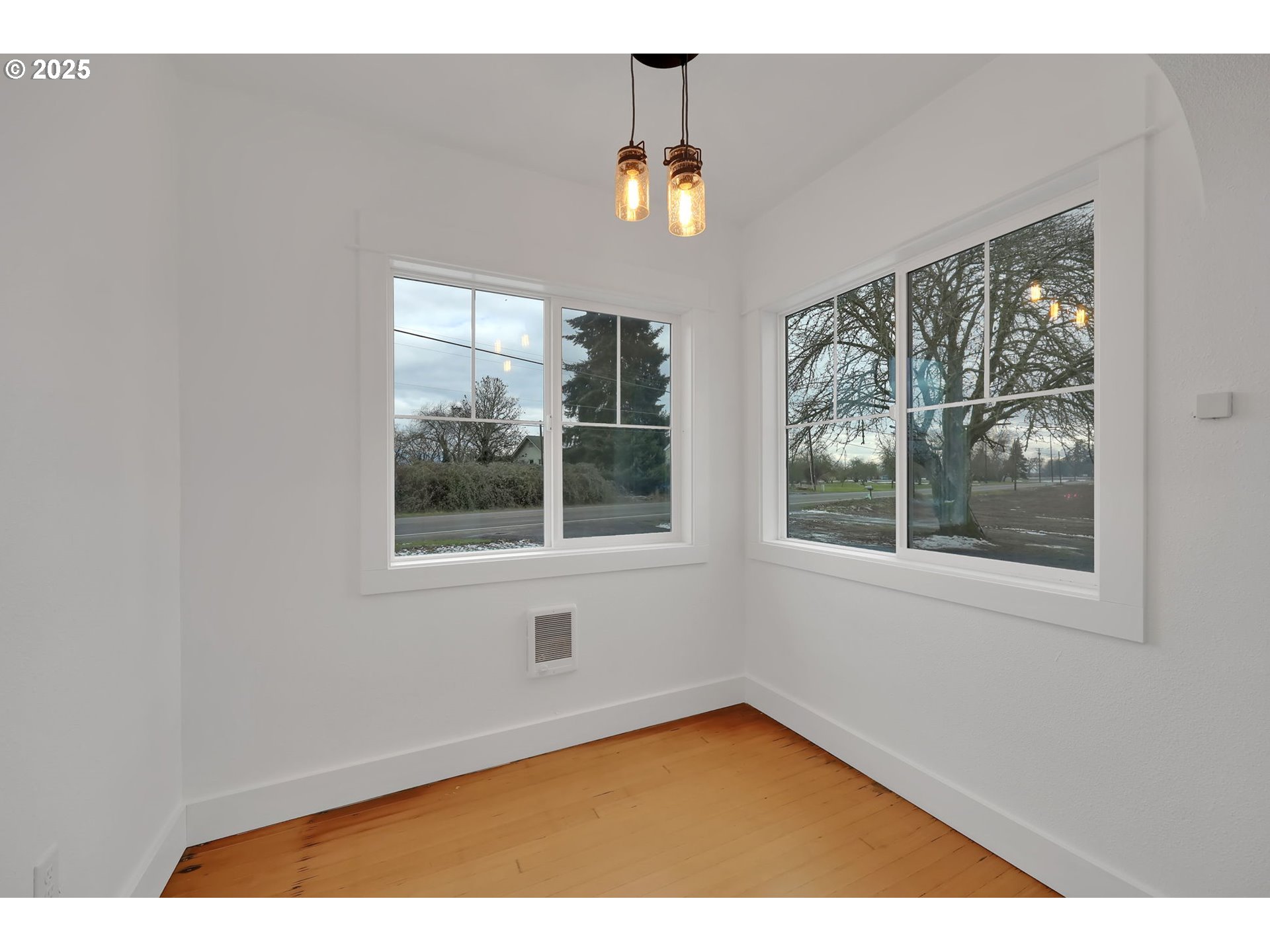 92910 River Road Junction City, OR 97448 - Photo 16 of 43 a view of an empty room with a window