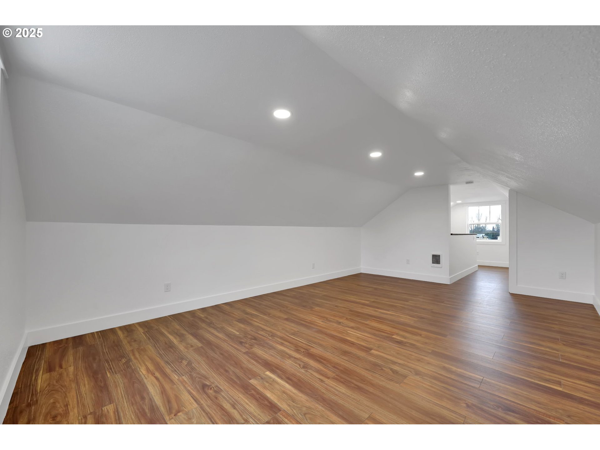 92910 River Road Junction City, OR 97448 - Photo 31 of 43 a view of an empty room and wooden floor