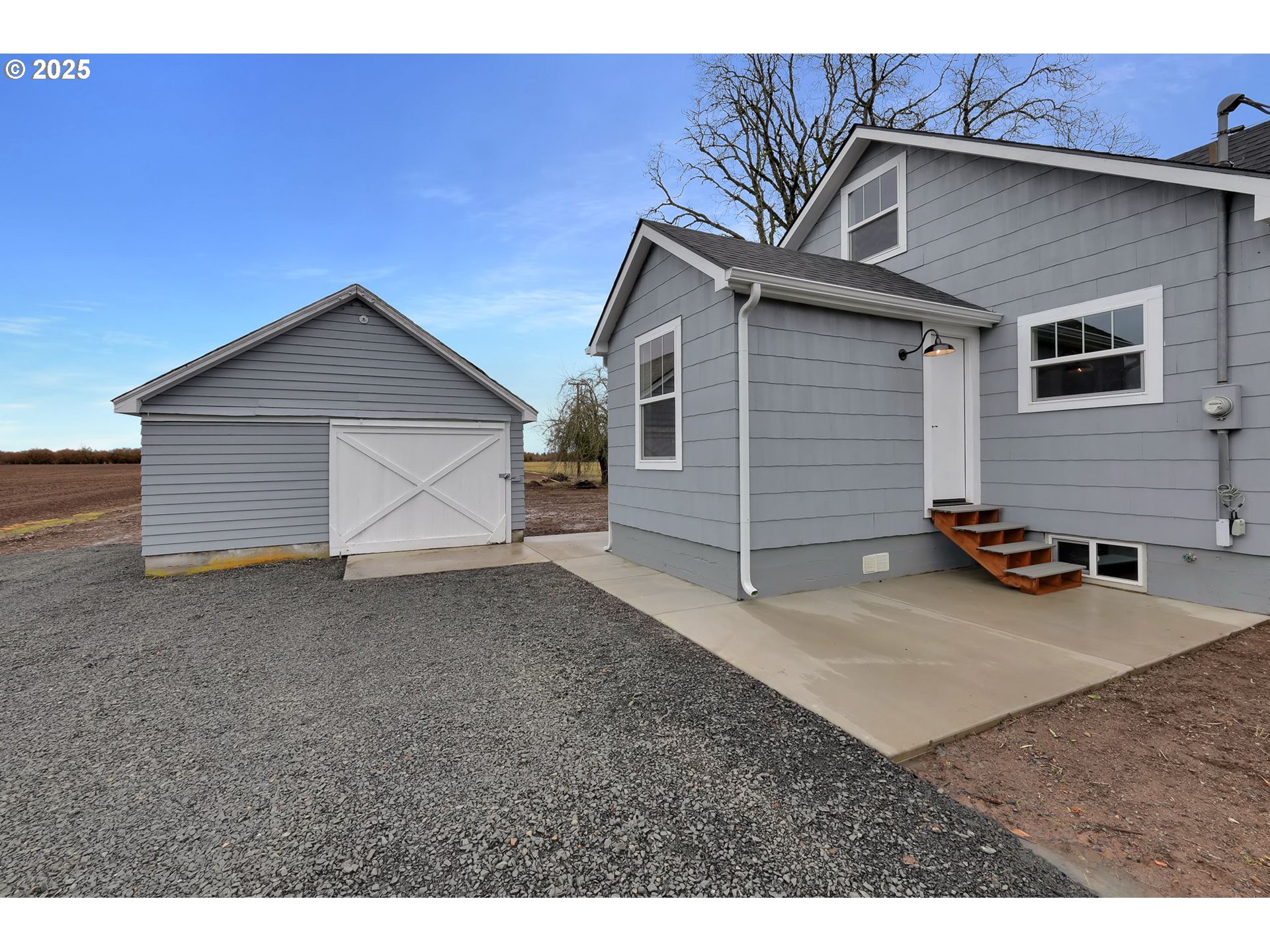 92910 River Road Junction City, OR 97448 - Photo 37 of 43 a view of backyard of house