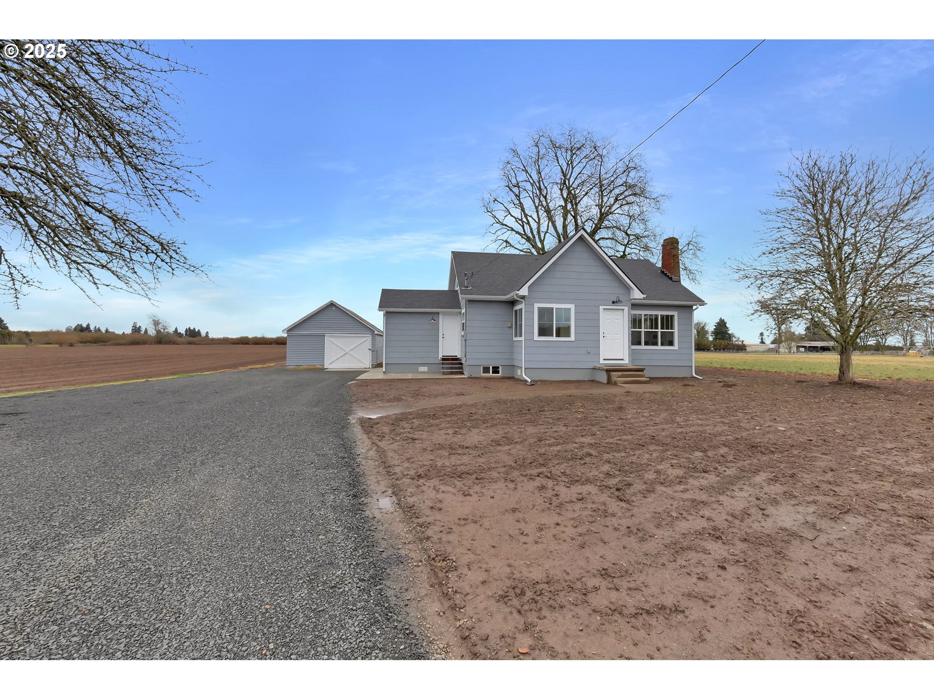 92910 River Road Junction City, OR 97448 - Photo 4 of 43 a house view with a outdoor space