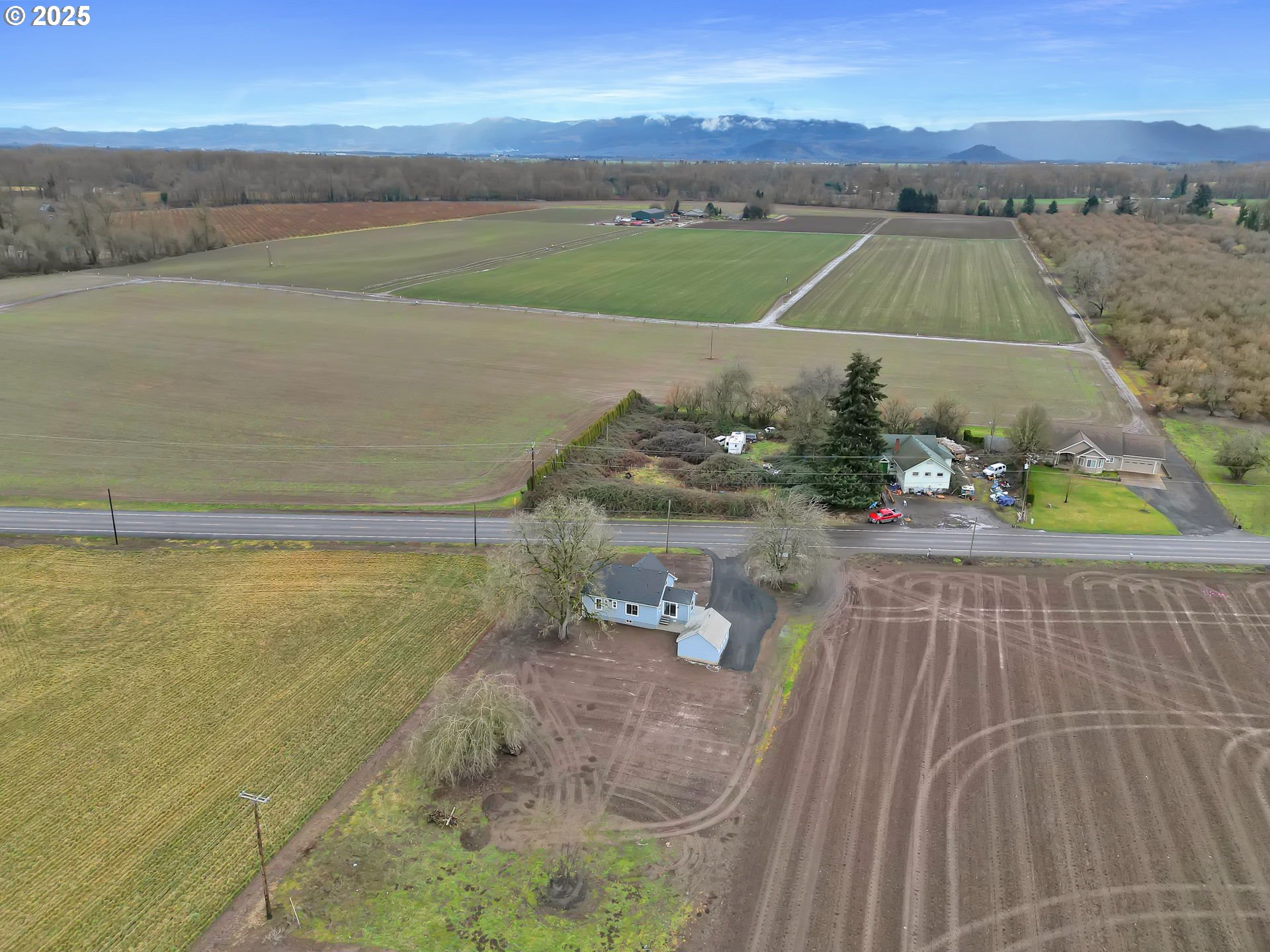 92910 River Road Junction City, OR 97448 - Photo 41 of 43 a view of an outdoor space and city view