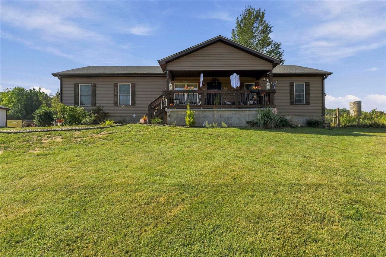 237 Apple Valley Road Bowling Green, KY 42101 - Photo 1 of 31 Gallery Image 1