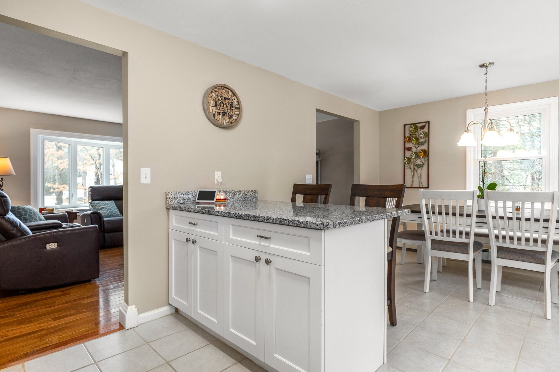 5 Oak Ridge Road Sandown, NH 03873 - Photo 12 of 38