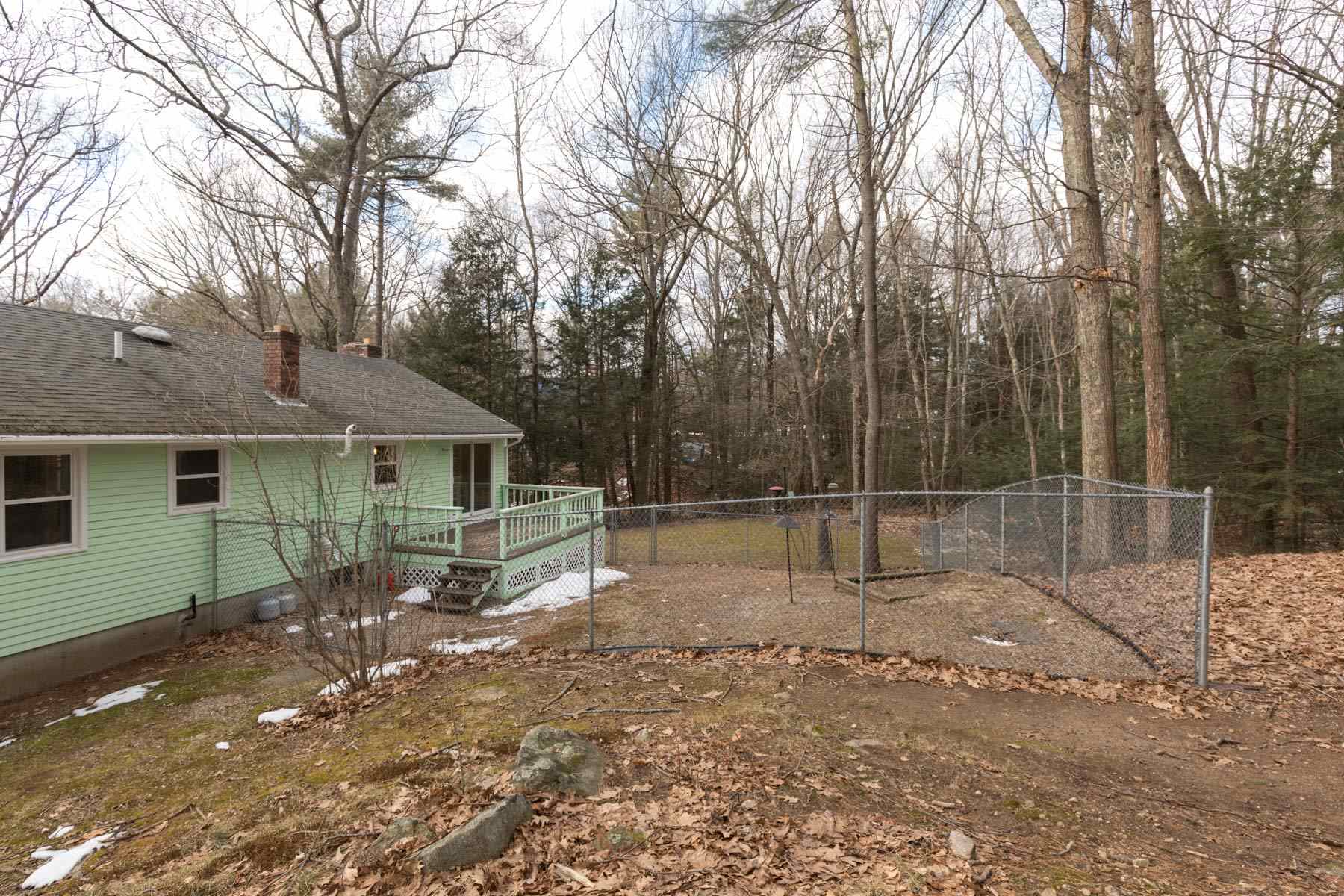 5 Oak Ridge Road Sandown, NH 03873 - Photo 29 of 38