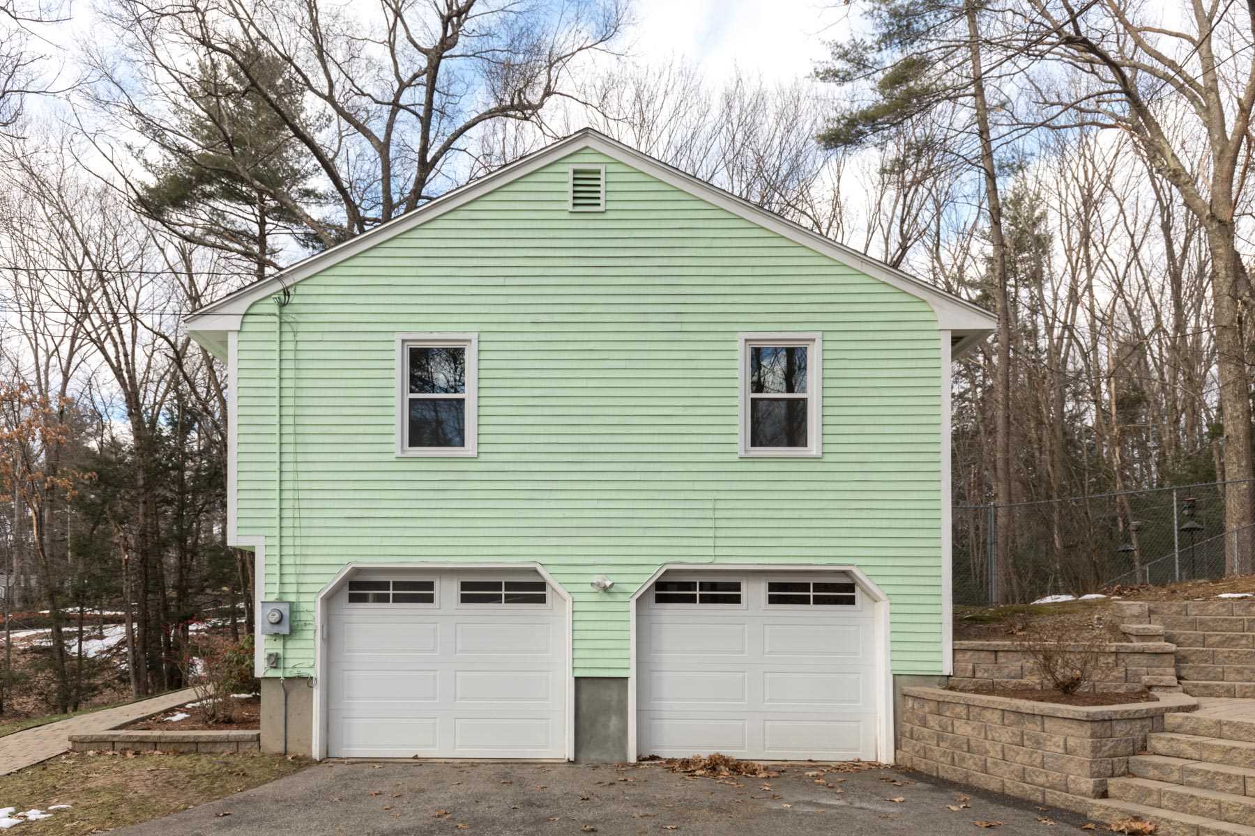 5 Oak Ridge Road Sandown, NH 03873 - Photo 30 of 38