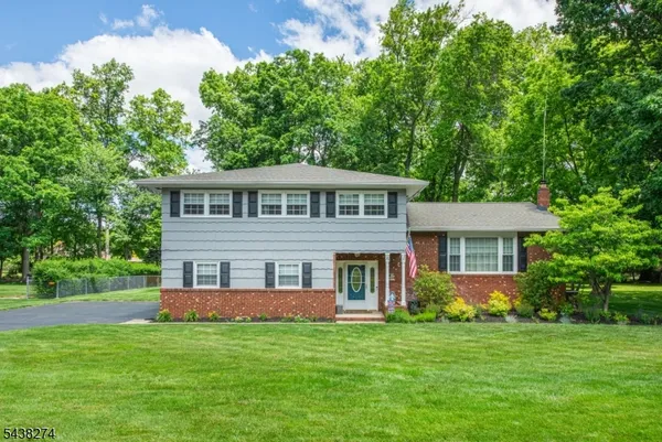 $669,900 | 21 Whitegate Road, Succasunna, NJ 07876