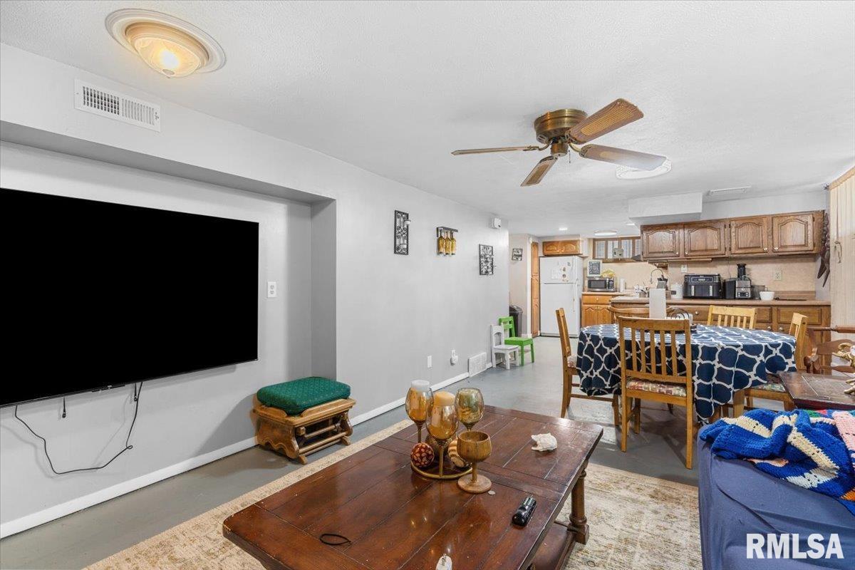 2317 South 5th Street Springfield, IL 62703 - Photo 22 of 39