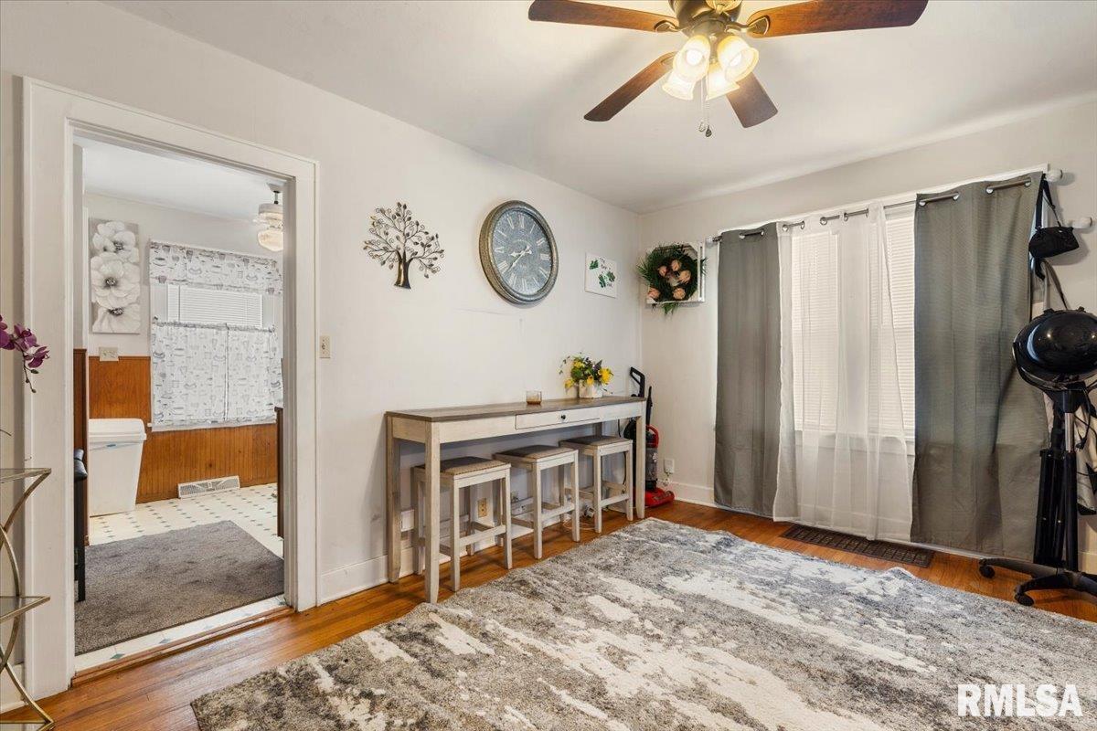 2317 South 5th Street Springfield, IL 62703 - Photo 5 of 39