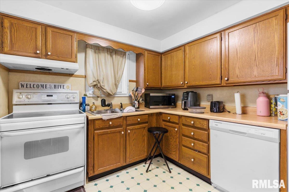 2317 South 5th Street Springfield, IL 62703 - Photo 9 of 39