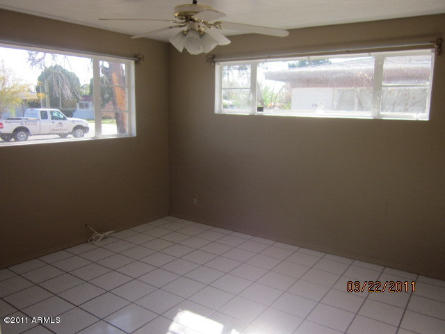 1906 East Granada Road Phoenix, AZ 85006 - Photo 5 of 9 5