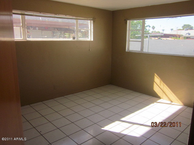 1906 East Granada Road Phoenix, AZ 85006 - Photo 6 of 9 6