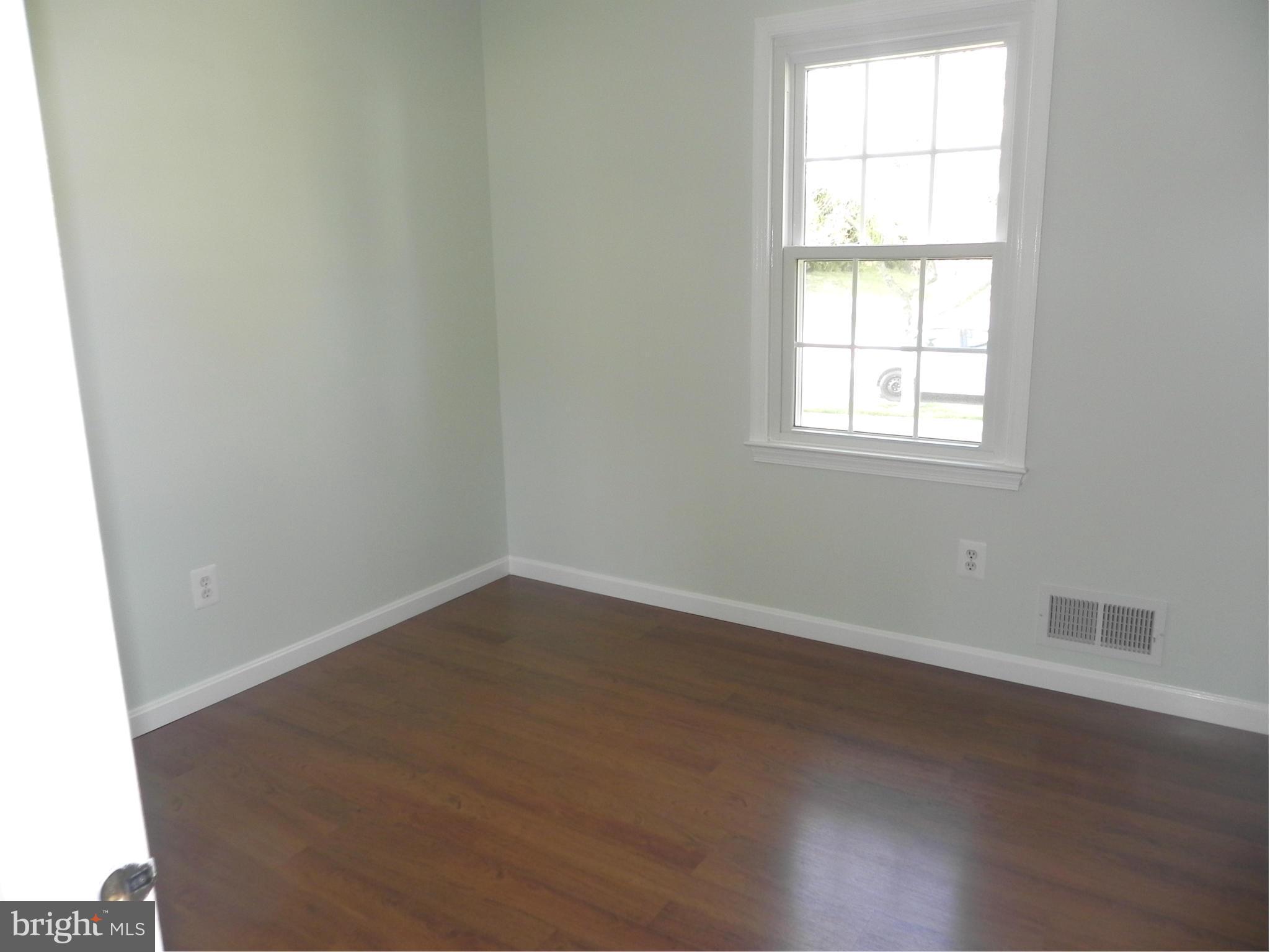 15 Redding Ridge Drive Gaithersburg, MD 20878 - Photo 16 of 30 Bedroom