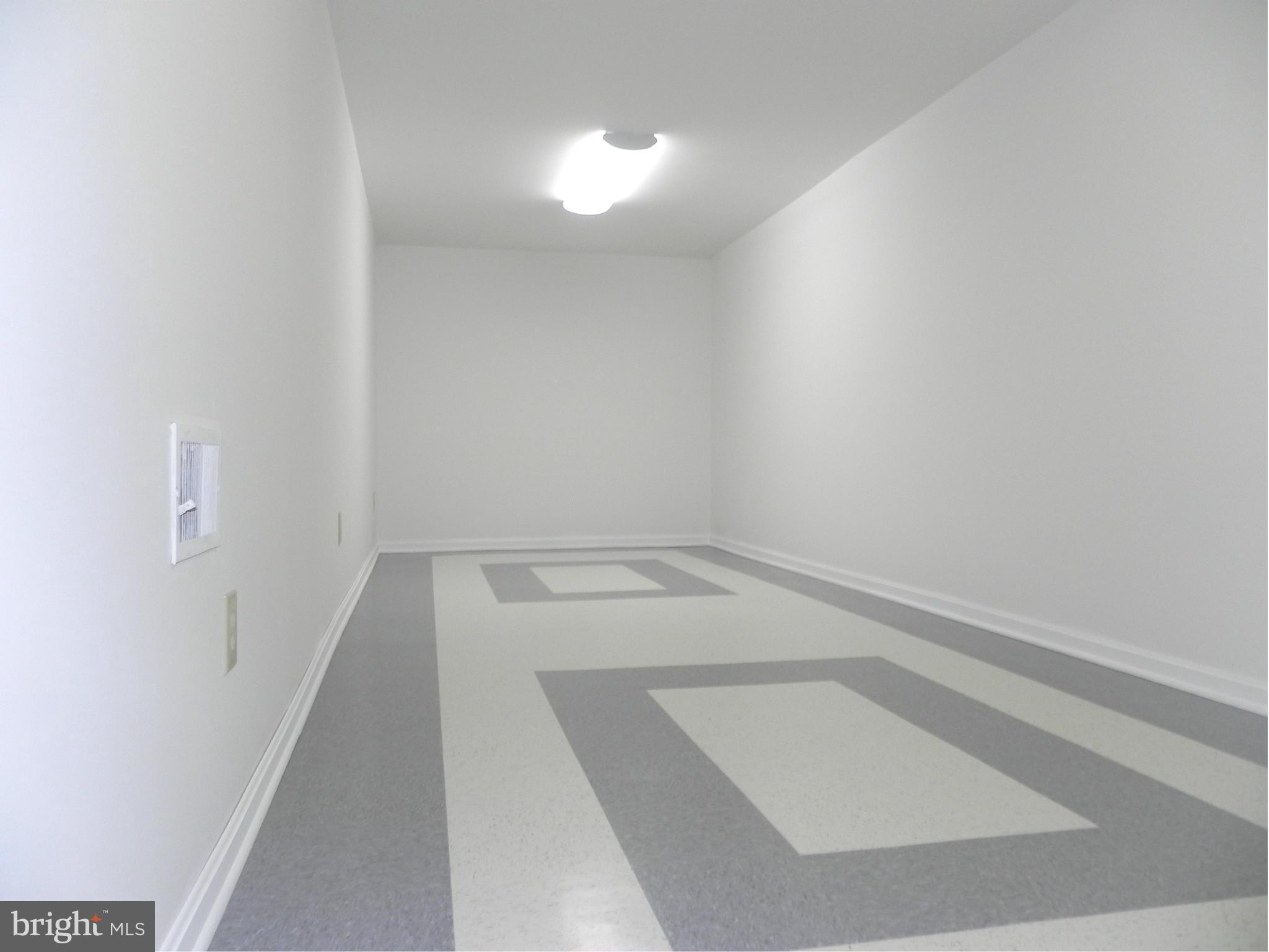 15 Redding Ridge Drive Gaithersburg, MD 20878 - Photo 23 of 30 Basement den