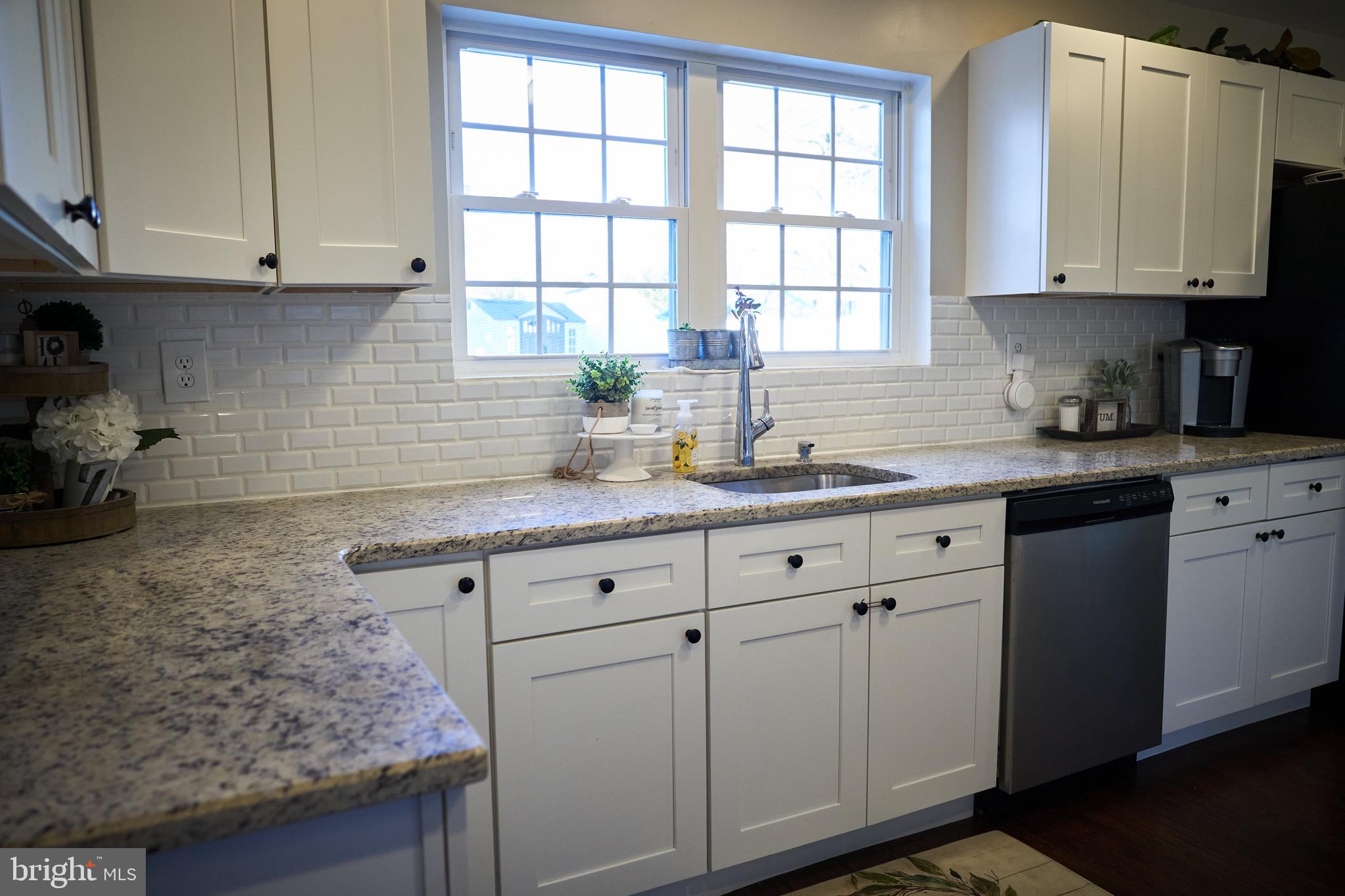 67 Turf Road Levittown, PA 19056 - Photo 13 of 33