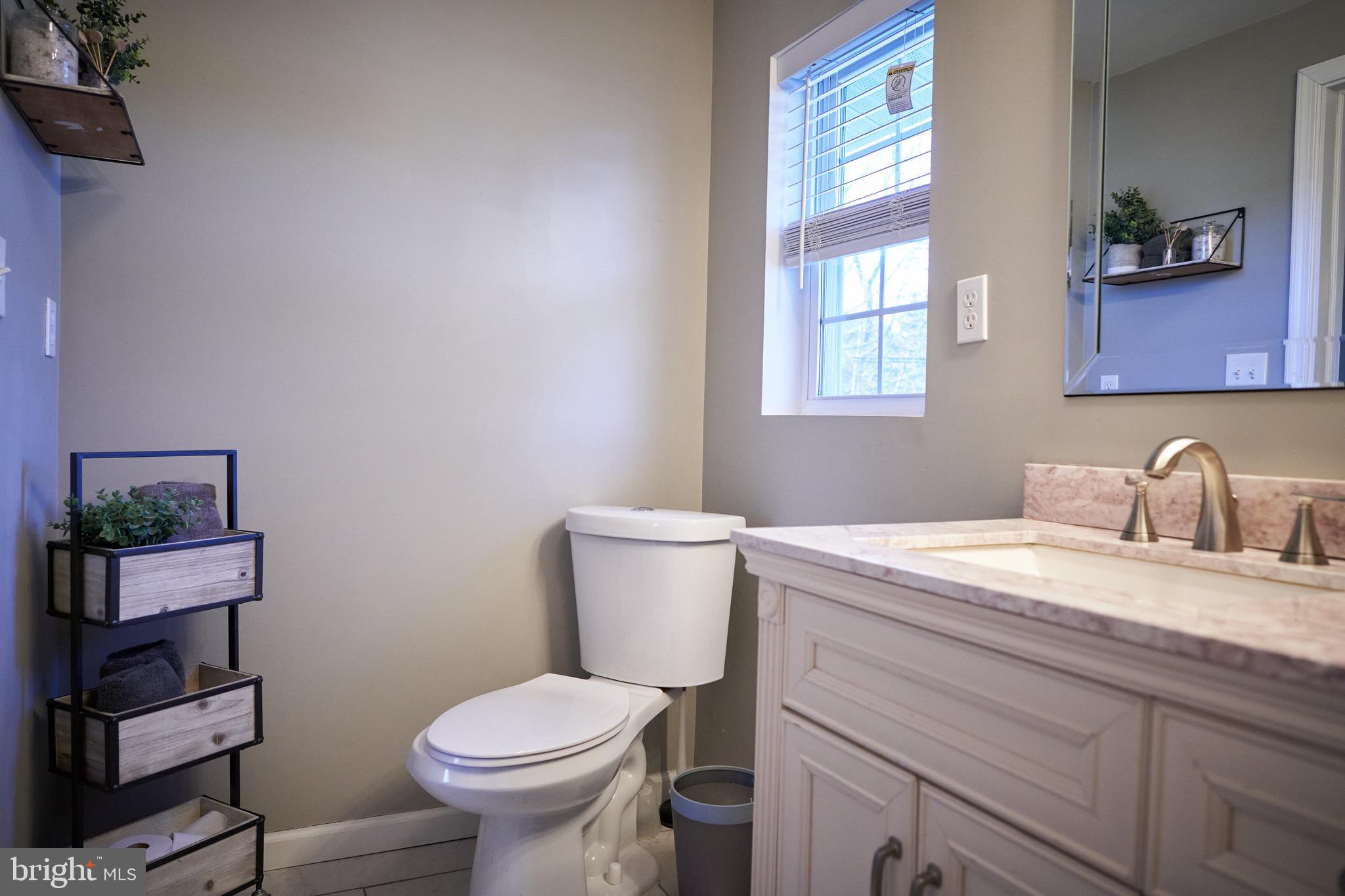 67 Turf Road Levittown, PA 19056 - Photo 27 of 33 Ensuite Bathroom