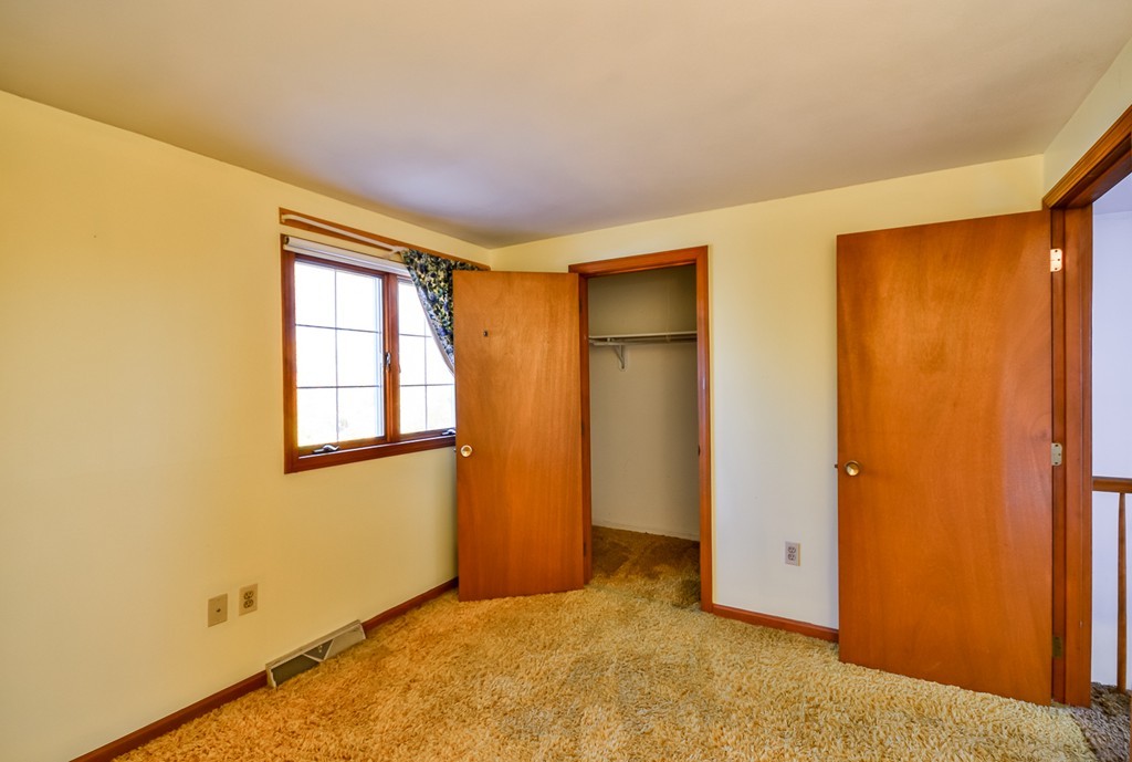154 Whitehall Road Amesbury, MA 01913 - Photo 15 of 30 Gallery Image 15
