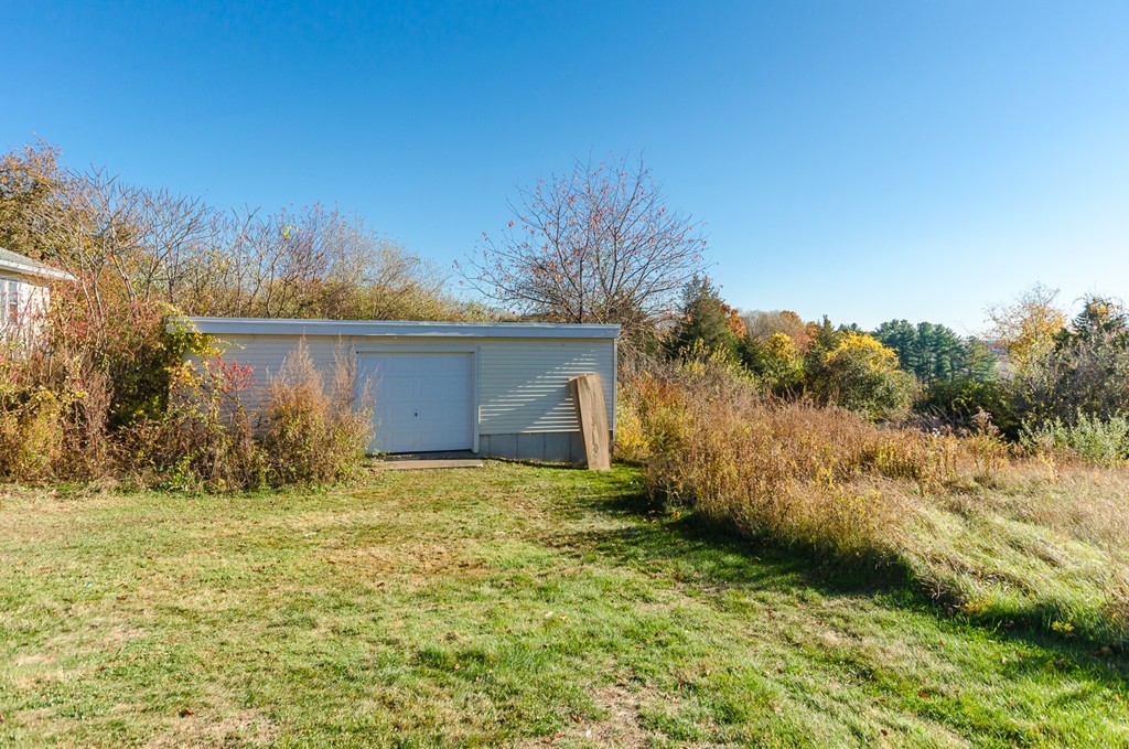 154 Whitehall Road Amesbury, MA 01913 - Photo 27 of 30 Gallery Image 27