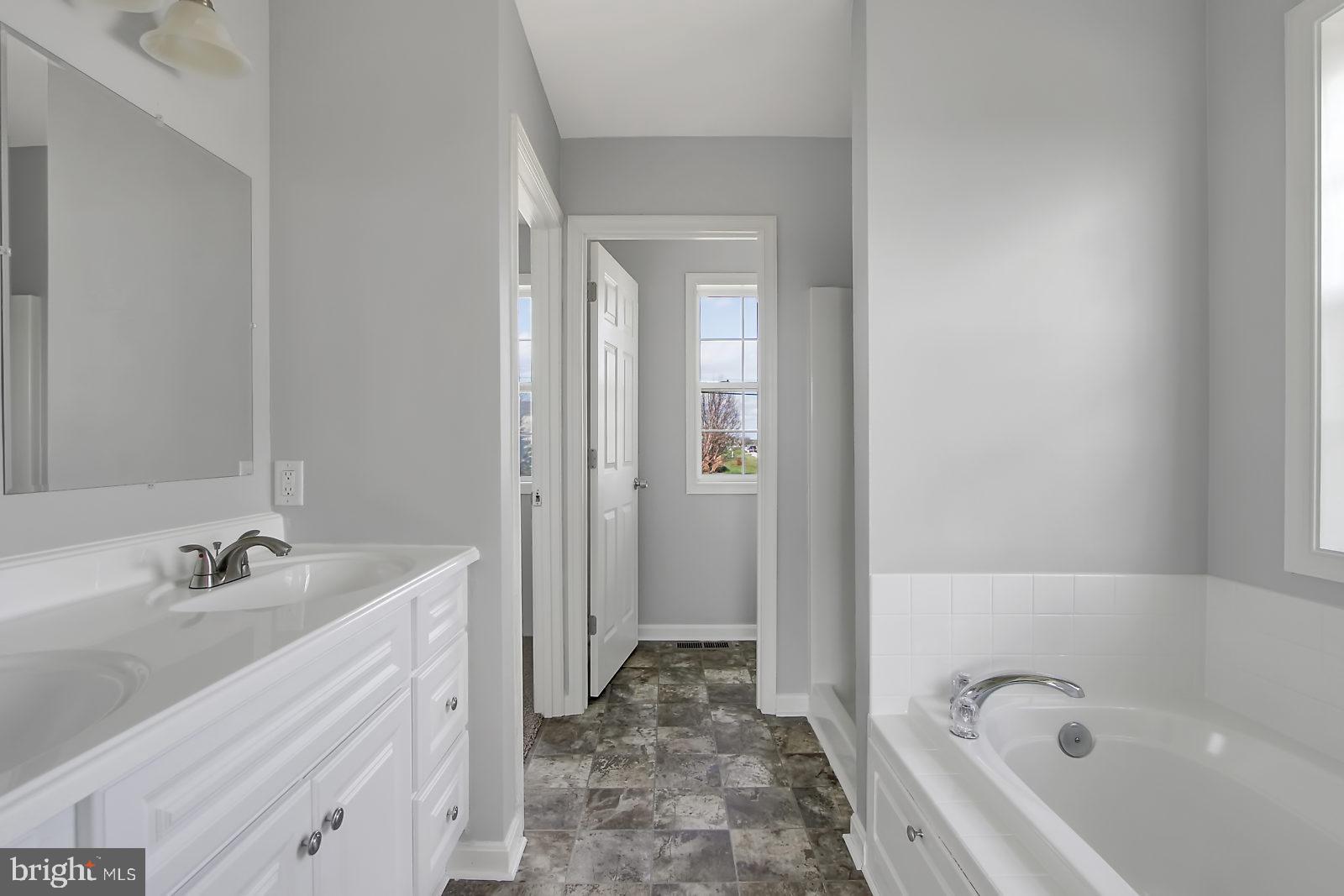1667 Harney Road Littlestown, PA 17340 - Photo 14 of 27