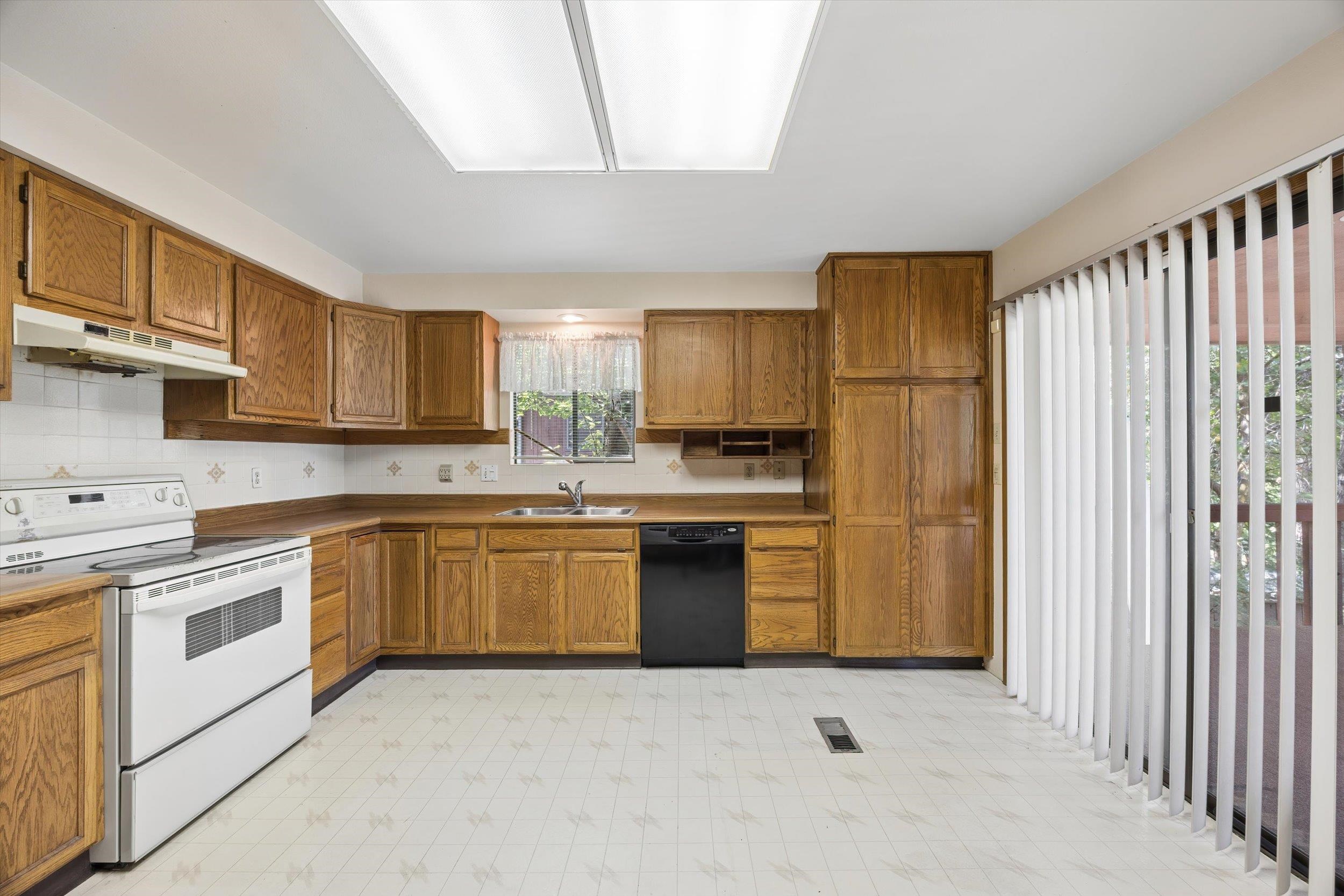 8311 North Standard Street Spokane, WA 99208 - Photo 10 of 50