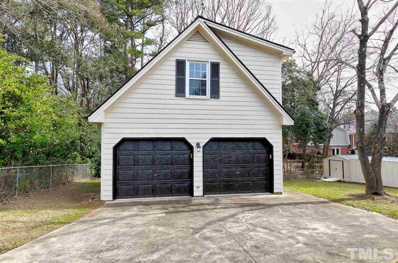 4700 Hiddenbrook Drive Raleigh, NC 27609 - Photo 2 of 29