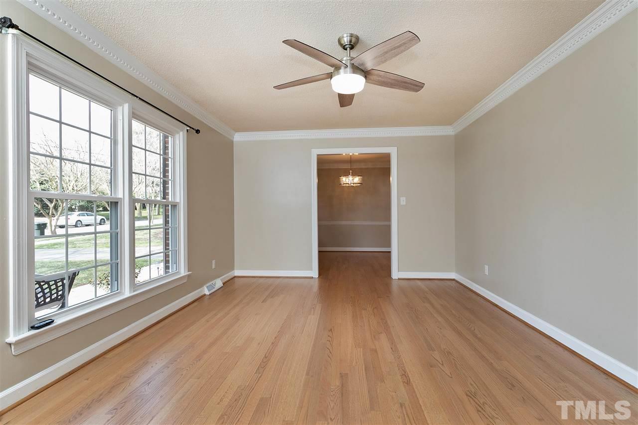 4700 Hiddenbrook Drive Raleigh, NC 27609 - Photo 3 of 29