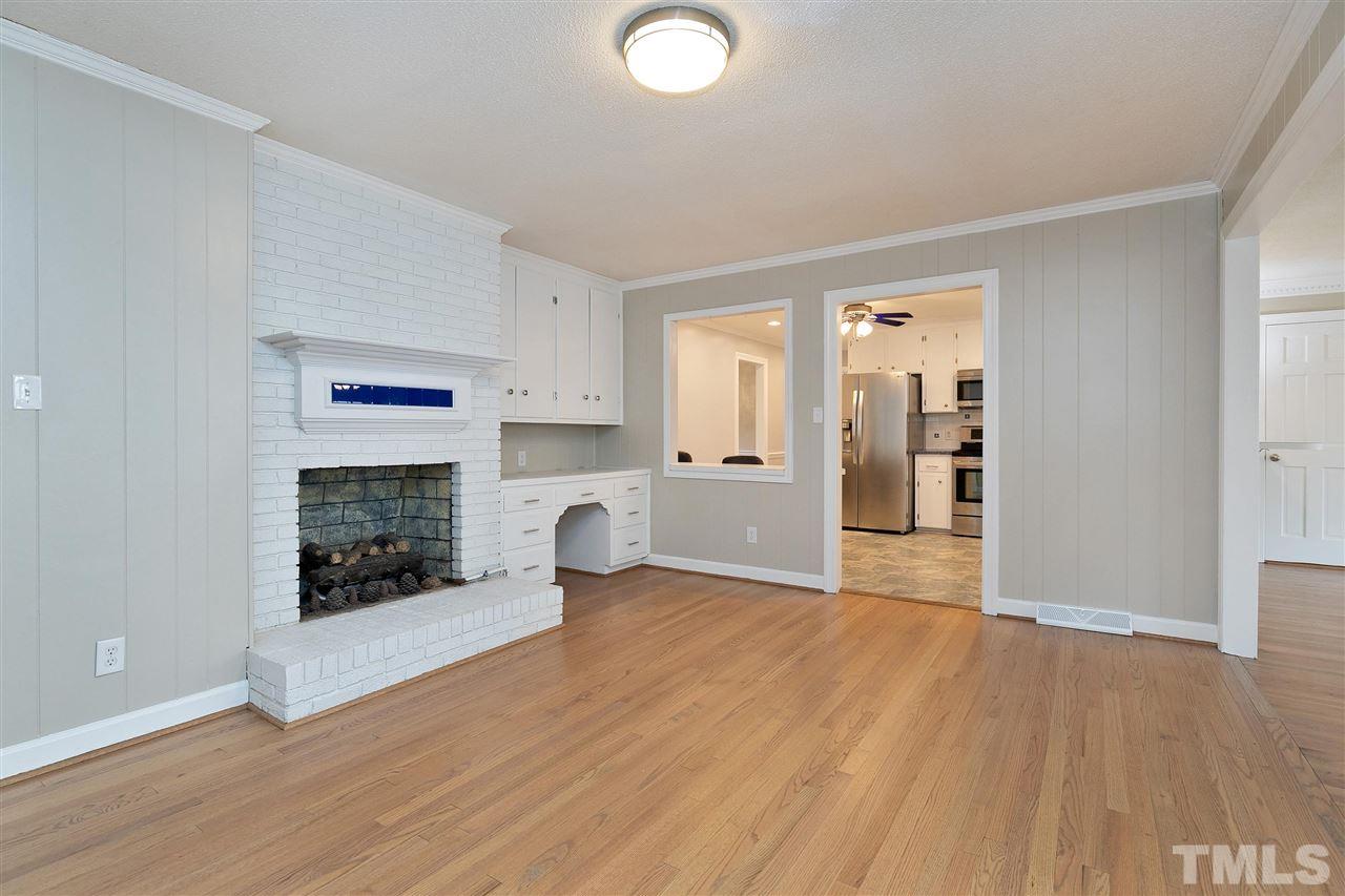 4700 Hiddenbrook Drive Raleigh, NC 27609 - Photo 8 of 29