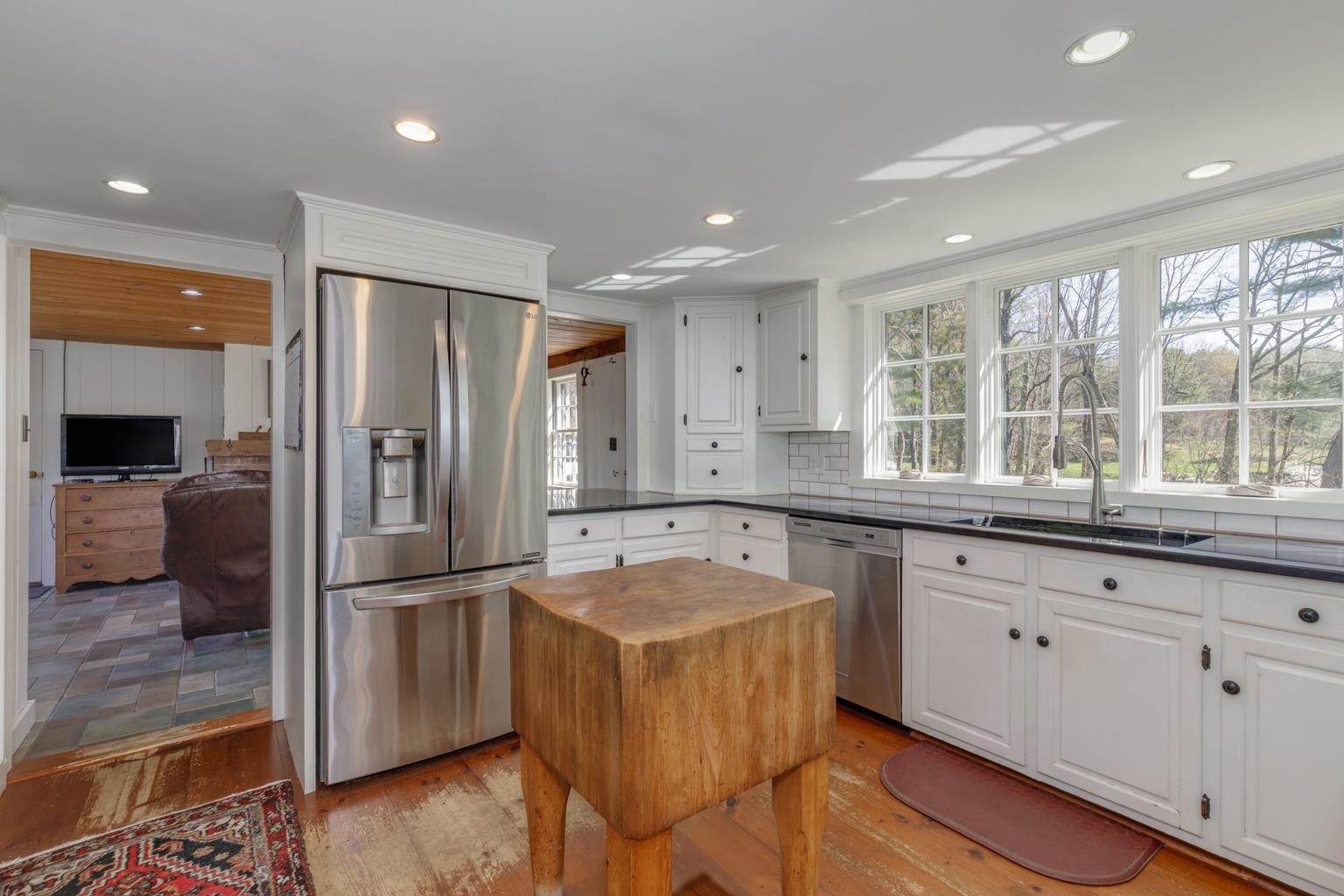 1038 Hopkinton Road Hopkinton, NH 03229 - Photo 9 of 59 Gallery Image 9