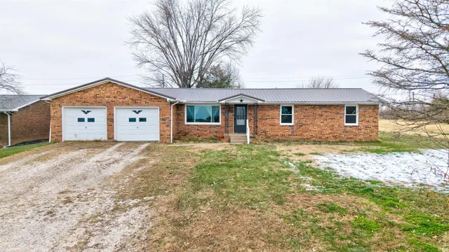 $220,000 | 310 East 22nd Street, Huntingburg, IN 47542