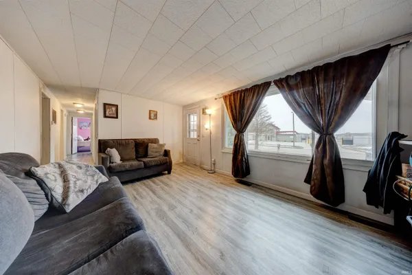 $210,000 | 310 East 22nd Street, Huntingburg, IN 47542