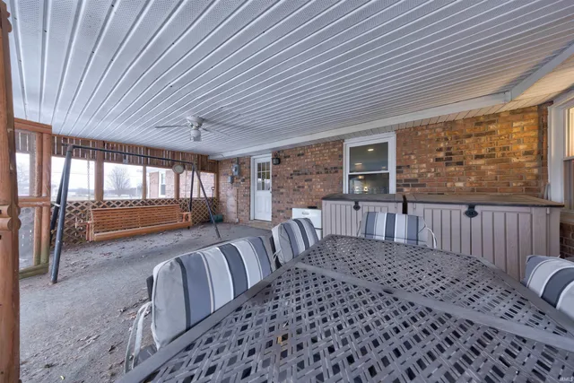 $220,000 | 310 East 22nd Street, Huntingburg, IN 47542