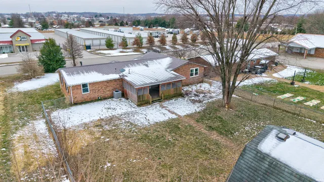 $220,000 | 310 East 22nd Street, Huntingburg, IN 47542