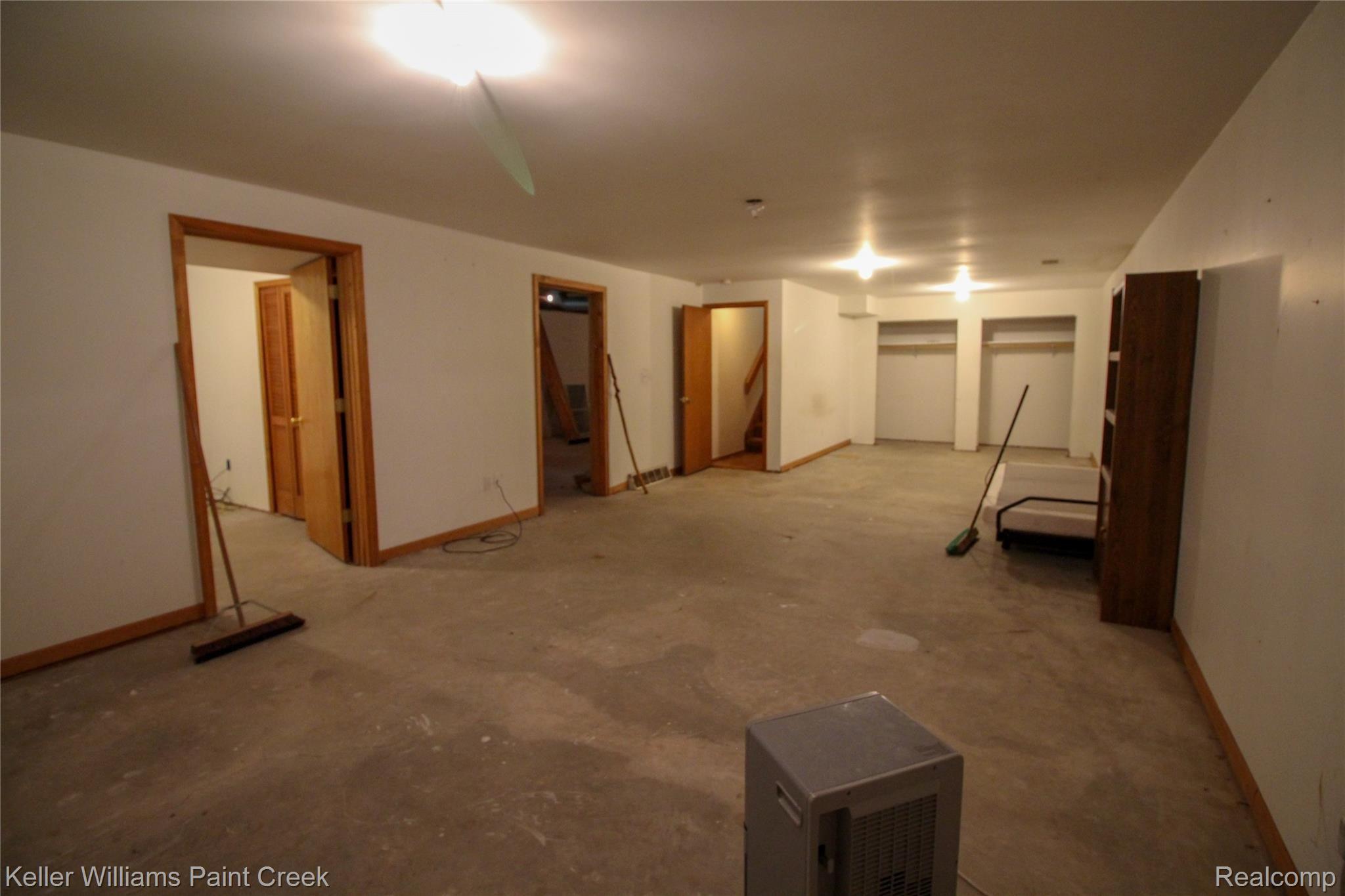 775 South Hurd Road Oxford, MI 48371 - Photo 15 of 30 775 S Hurd-14.jpg