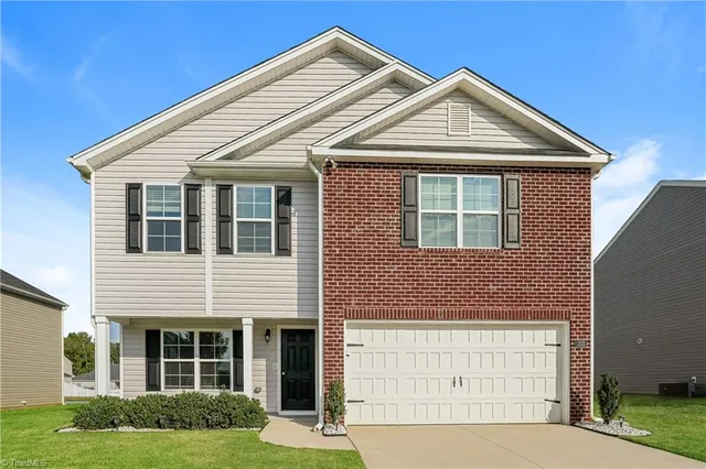 $2,200 | 315 Ovada Avenue, Lexington, NC 27295