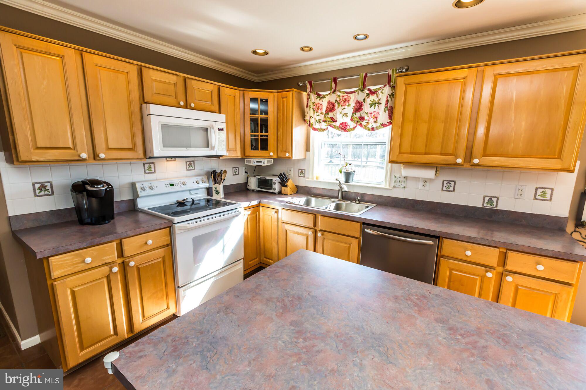 2060 Old Skippack Road Harleysville, PA 19438 - Photo 4 of 43 Gallery Image 4