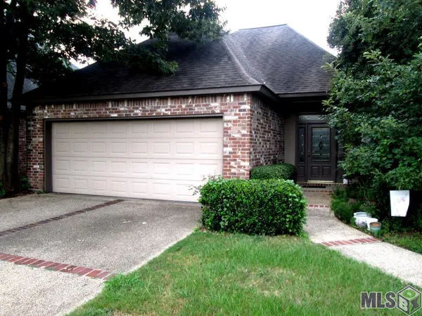 $315,000 | 1715 Foxton Court, Baton Rouge, LA 70815