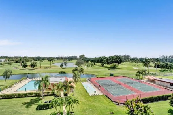 $2,000 | 8900 Washington Street, Unit 416, Pembroke Pines, FL 33025